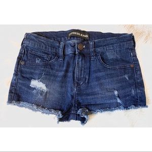 Express distressed jean shorts
